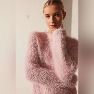 Velvet By Graham & Spencer Maylie Feather Yarn Sweater NWT Pink